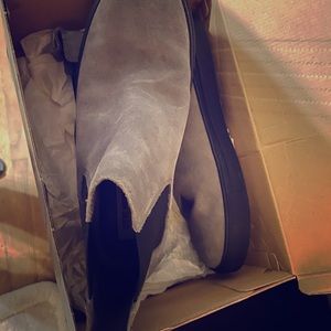 Chelsea sneakers in grey